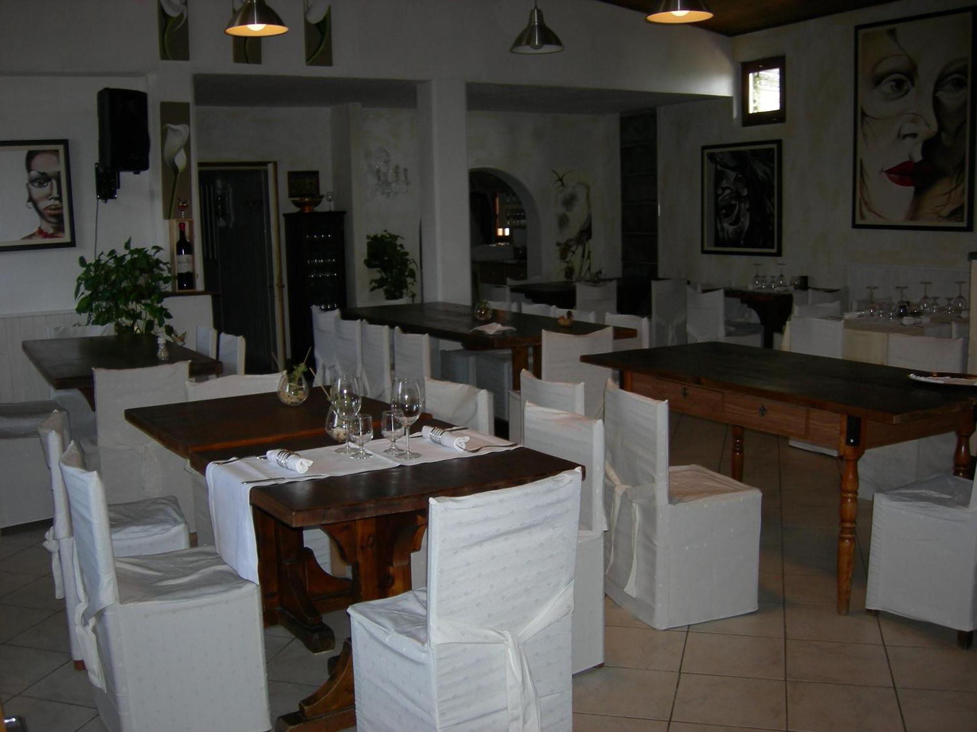 Premiata Osteria Dei Fiori Bed & Breakfast Cortiglione Екстериор снимка